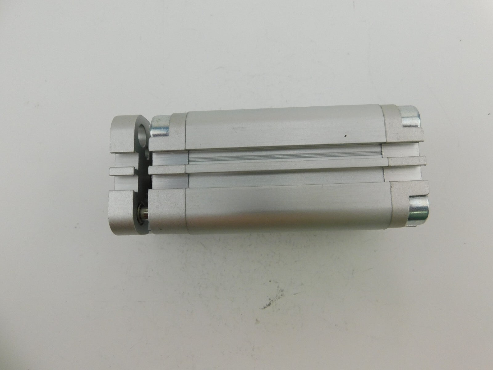 FESTO CLINDER ADVULL-32-60-P-A