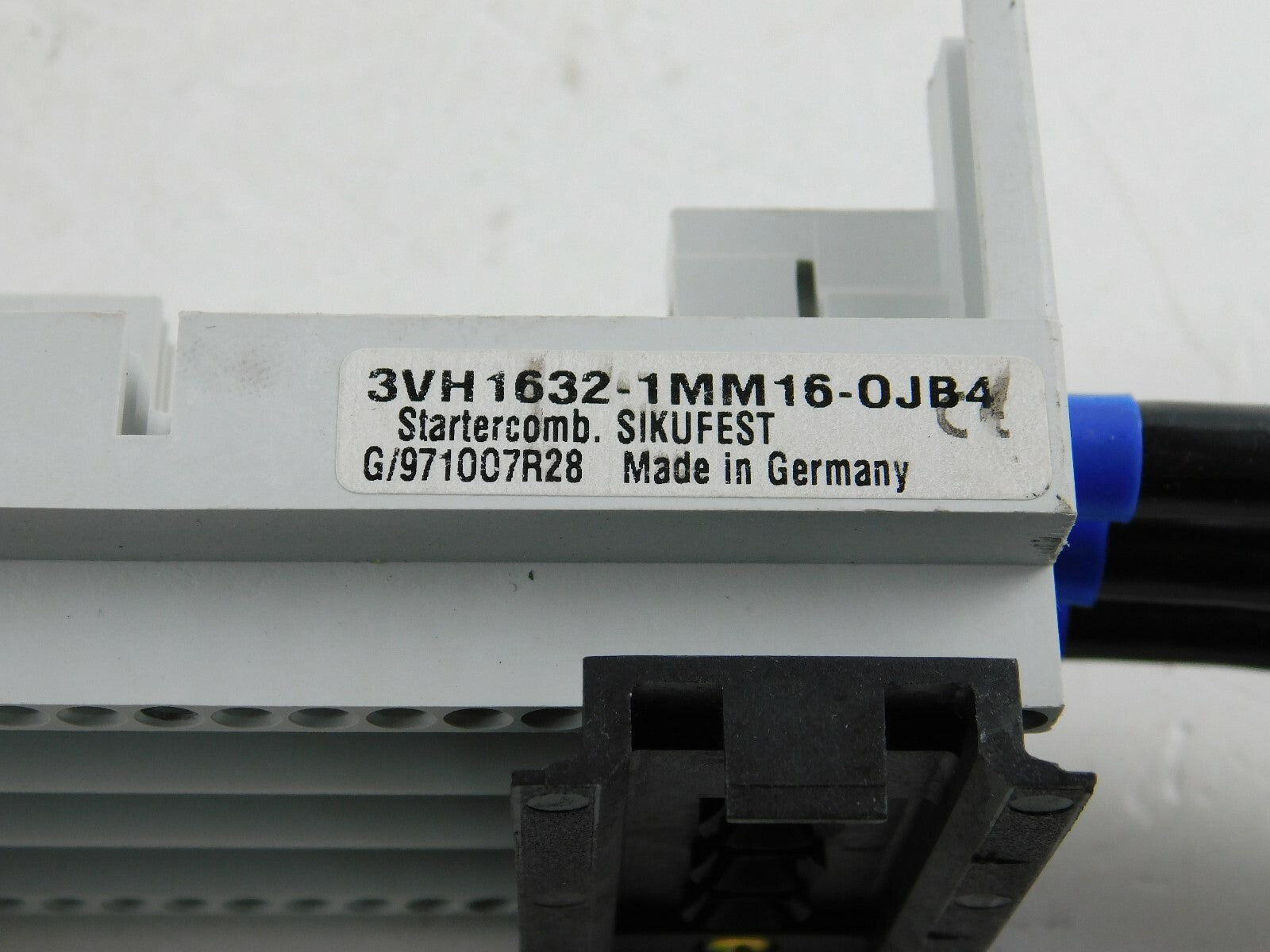 Siemens 8US1 271-6MA20  Busbar Adapter   