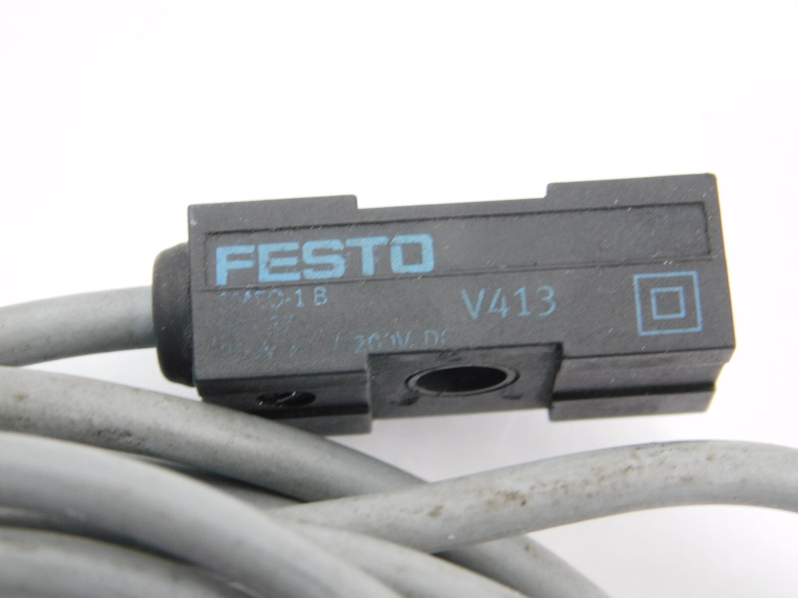 FESTO SMEO-1-B 30 457 230 VAC Ca. 2 Meter