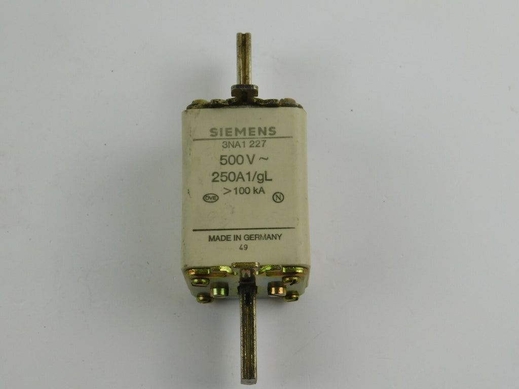 Siemens 3NA 1 227 500V 250A1   ** 6 Stück **