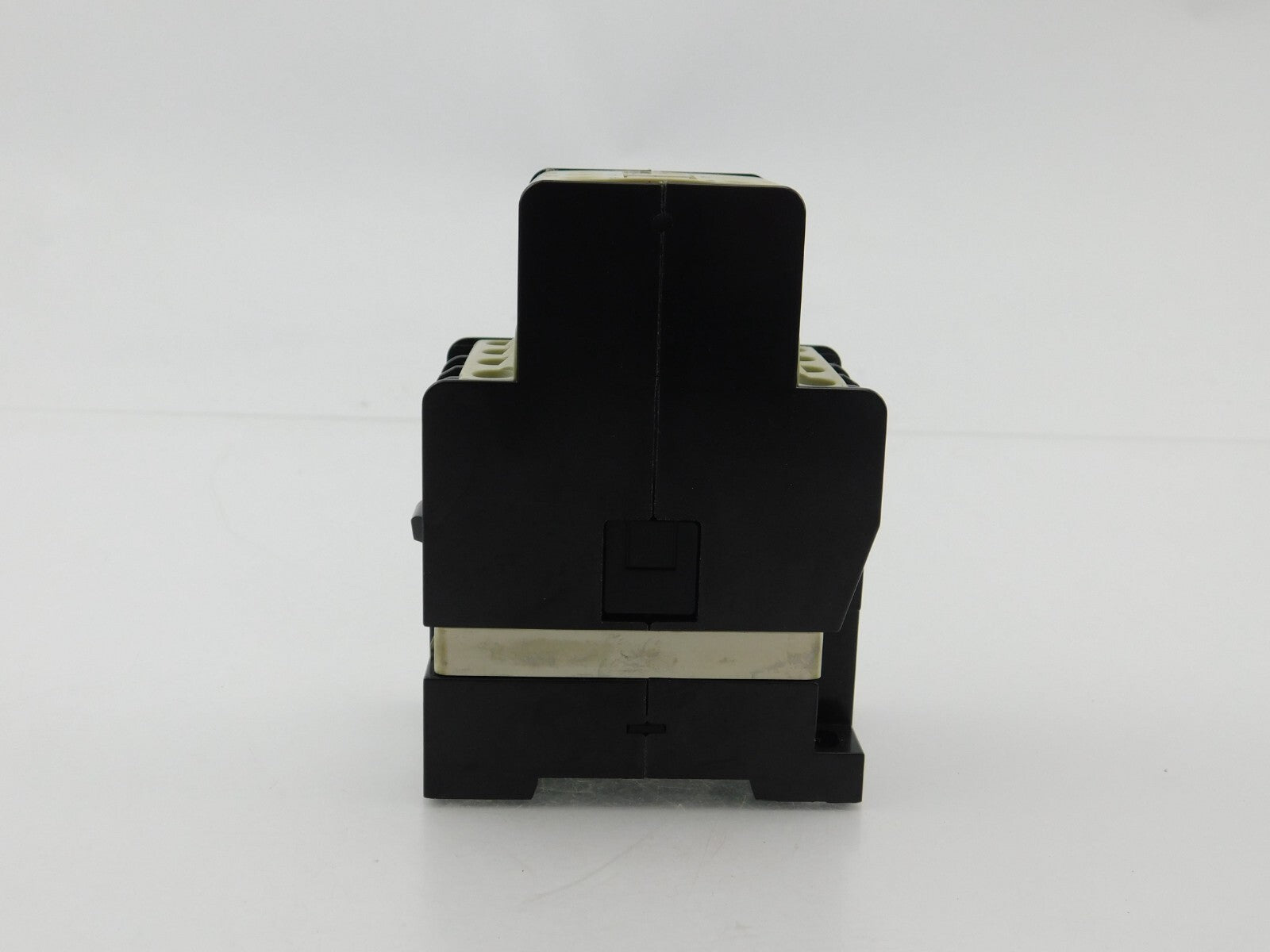 AEG Leistungsschütz LS17S 690-00 910-302