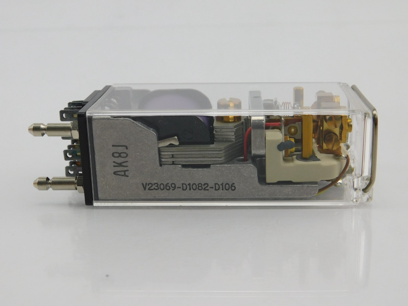 SIEMENS kleinpolrelais AK8J V23069-D1082-D106