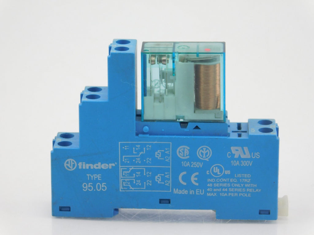 Finder Relaissockel 95.05 10A 250V ** 2 Stück **