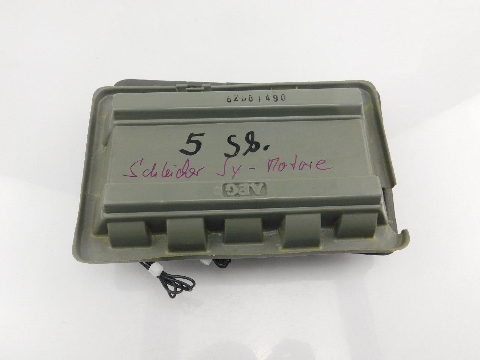 AEG M 007 220V 50/60 Hz