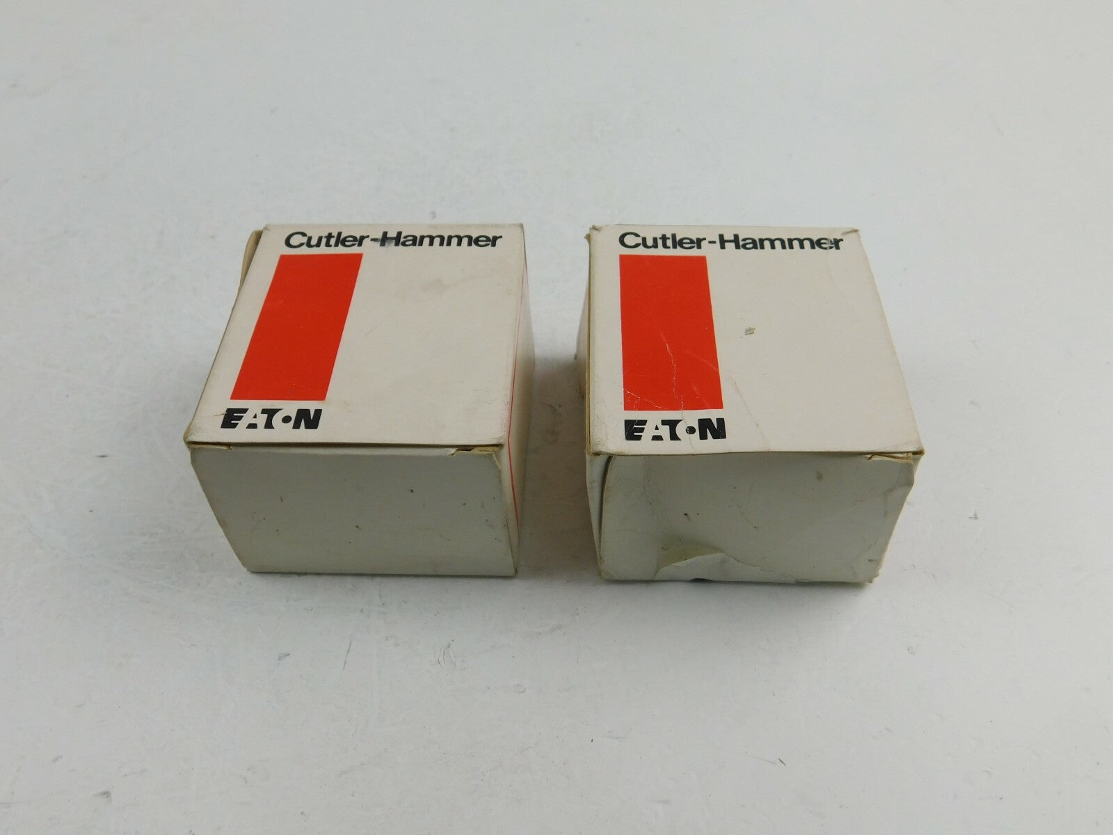 Eaton Cutler-Hammer 6-360-3 Protective Boot Green      ** 2 Stück **