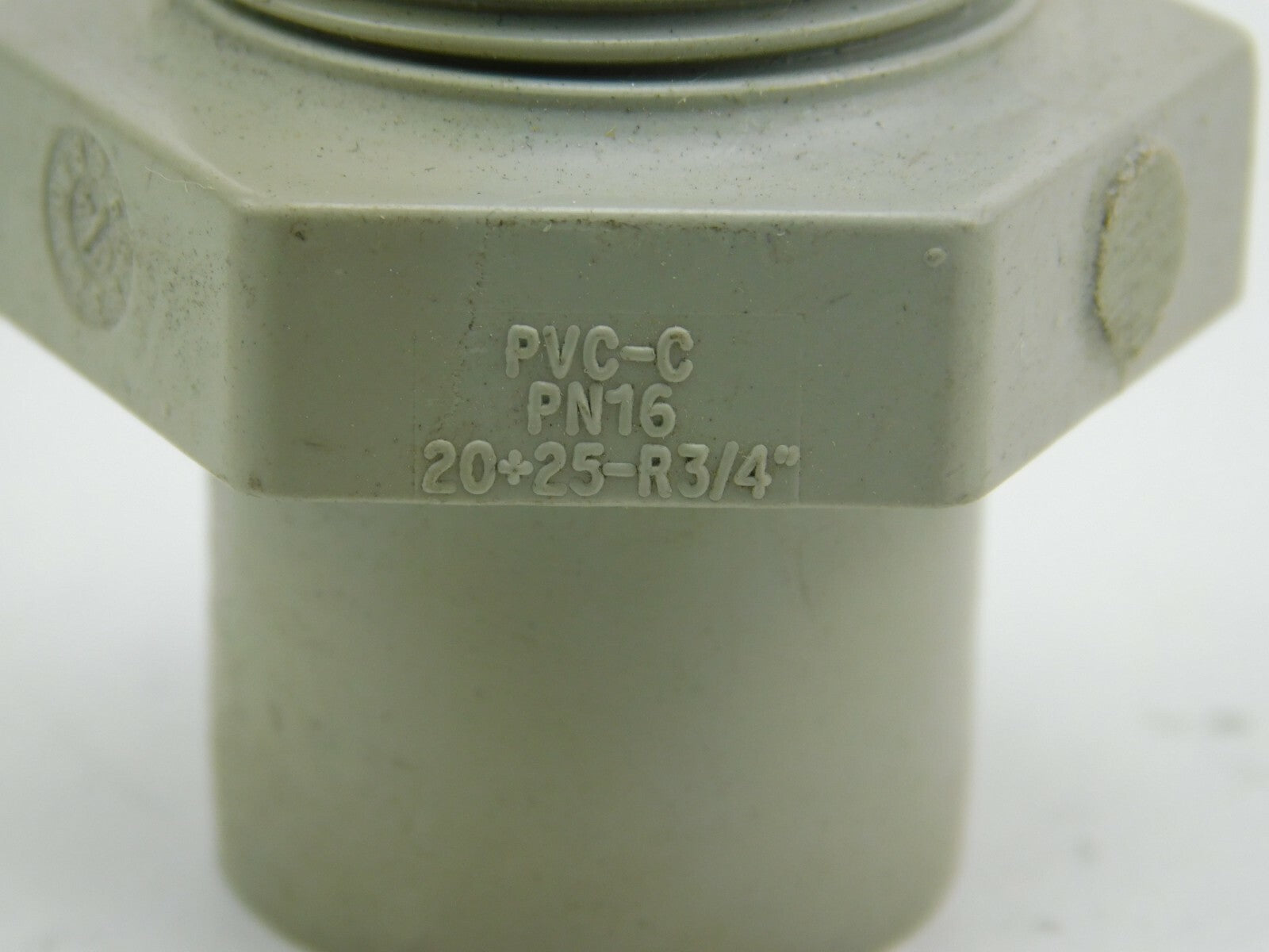 GEORG FISCHER +GF+ Muffennippel PVC-C PN 16 20+25-R/4 ** 6 Stück **
