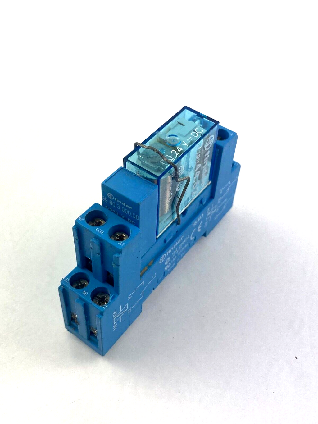 Finder 44.62 10a-250v~ + finder 95.85.1 **2 Stück**