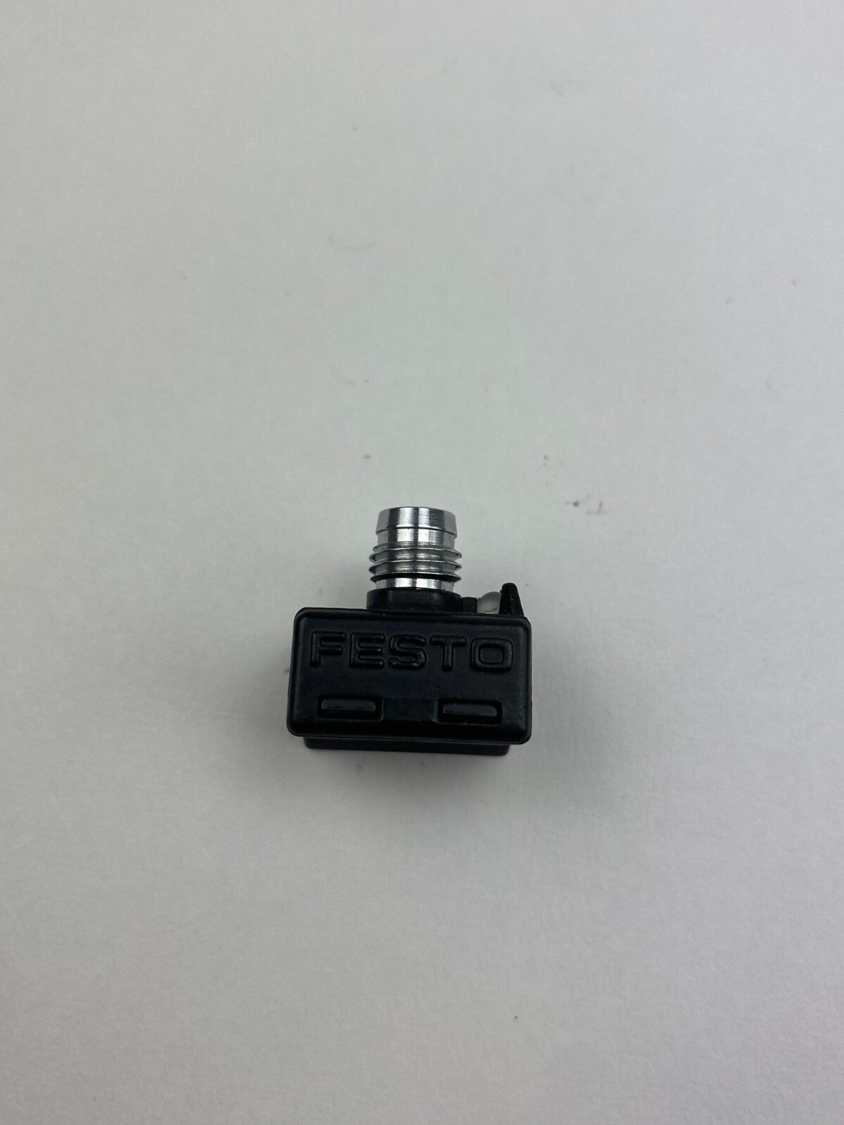 FESTO SME-3-SQ-LED-24B 150854 S413