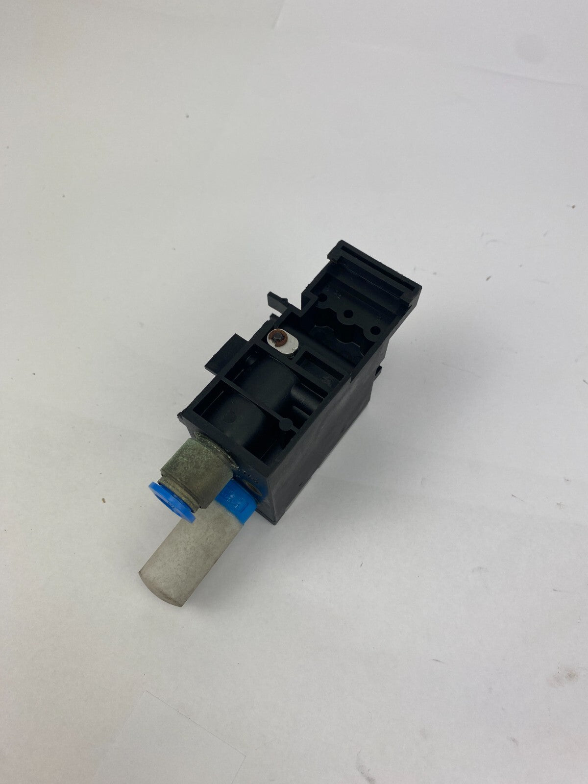 bürkert MP11 W19MS 00144750     Gehäuse Defekt