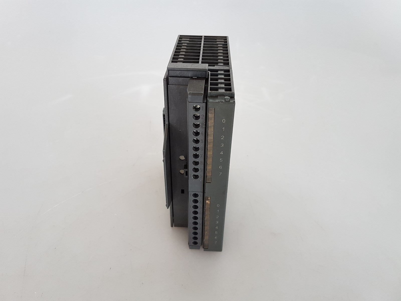 Siemens 6ES7 322-1BH01-0AA0