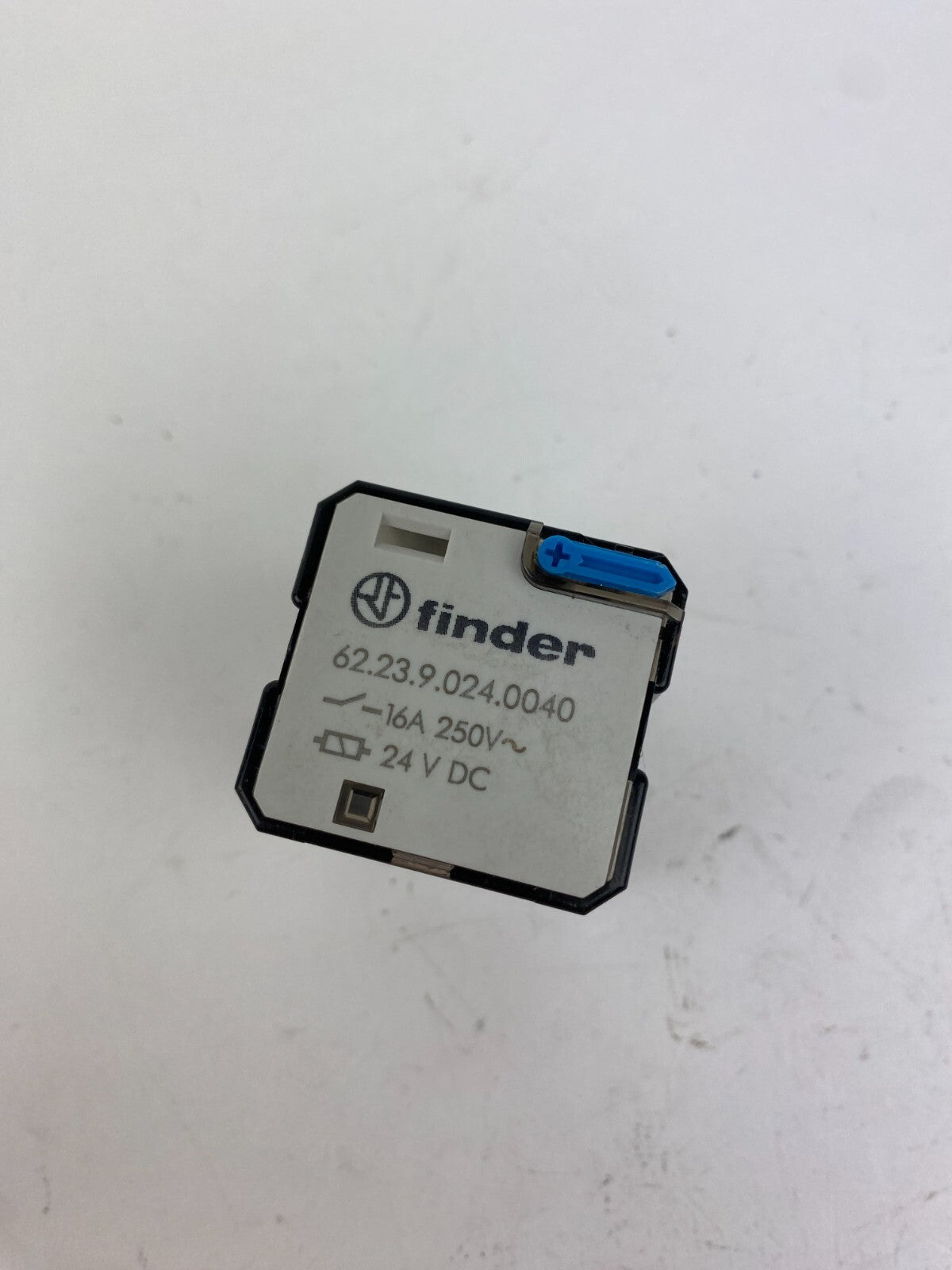 Finder 62.23.9.024.0040 **3 Stück**