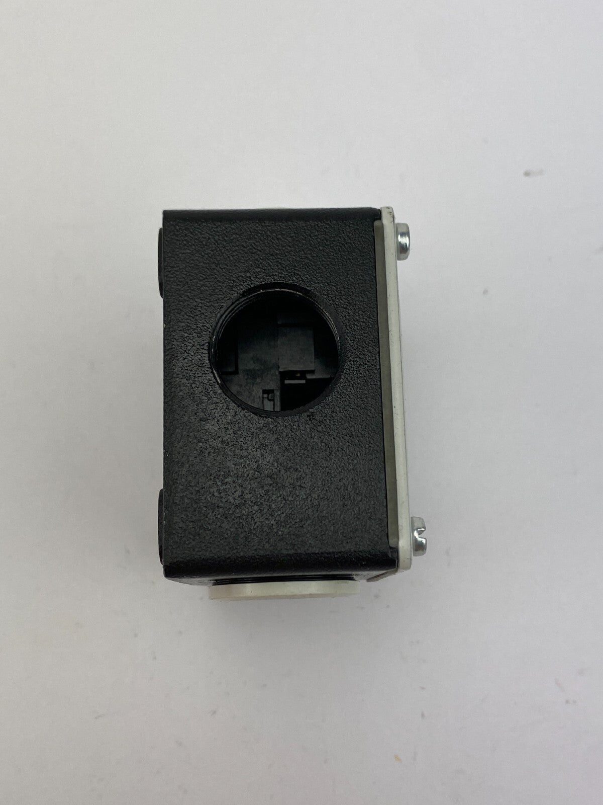 SIEMENS 3SE2 100-0A 500V AC15 230V 6A 6kV