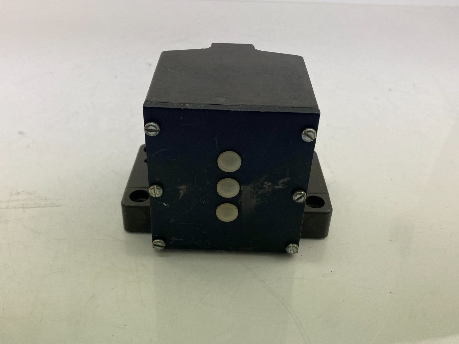 BALLUFF BNS 819-D3 R16-100-10 FD DIN 43697