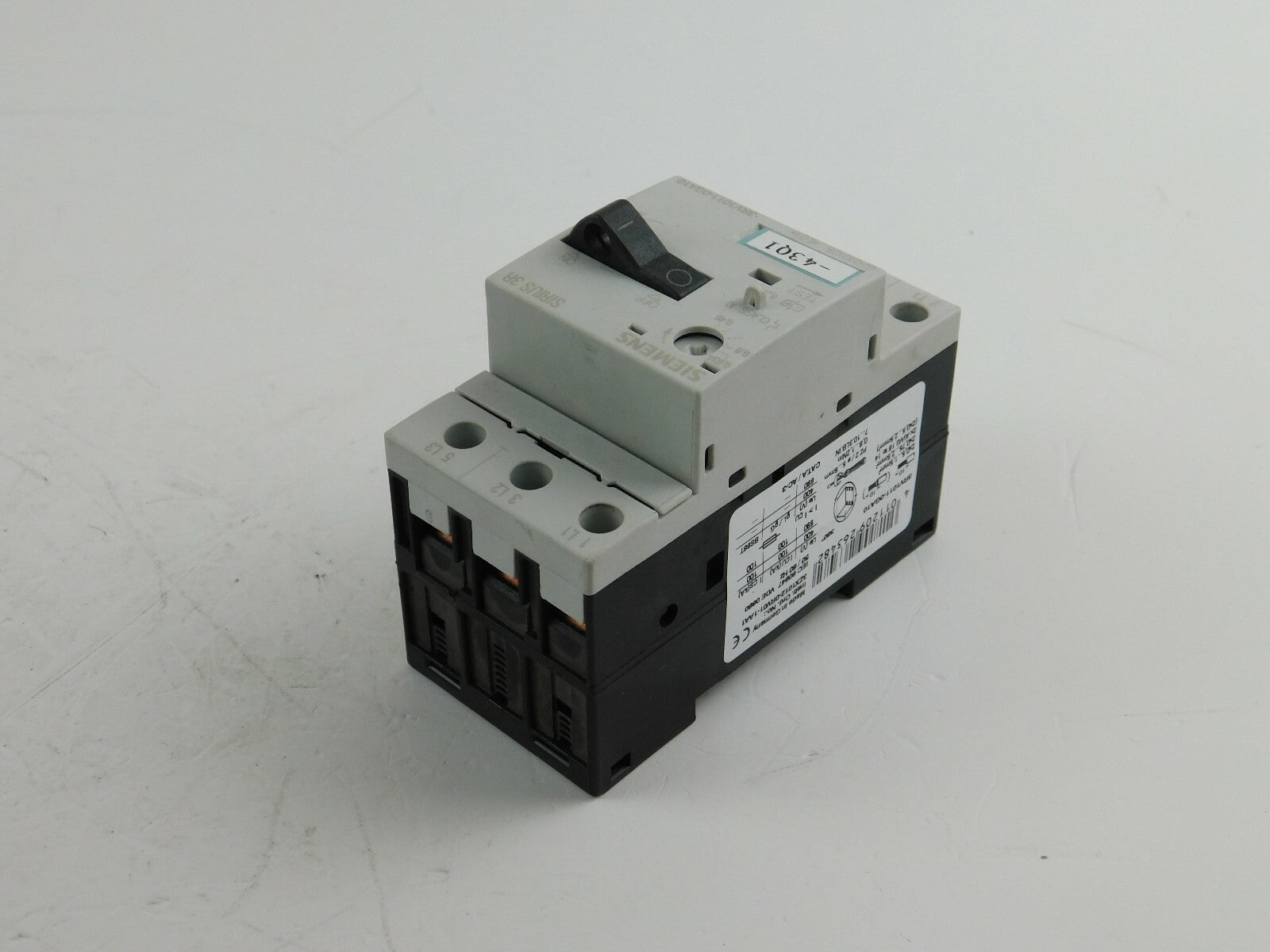 Siemens Sirius  3RV1011-0GA10   ** 2 Stück **