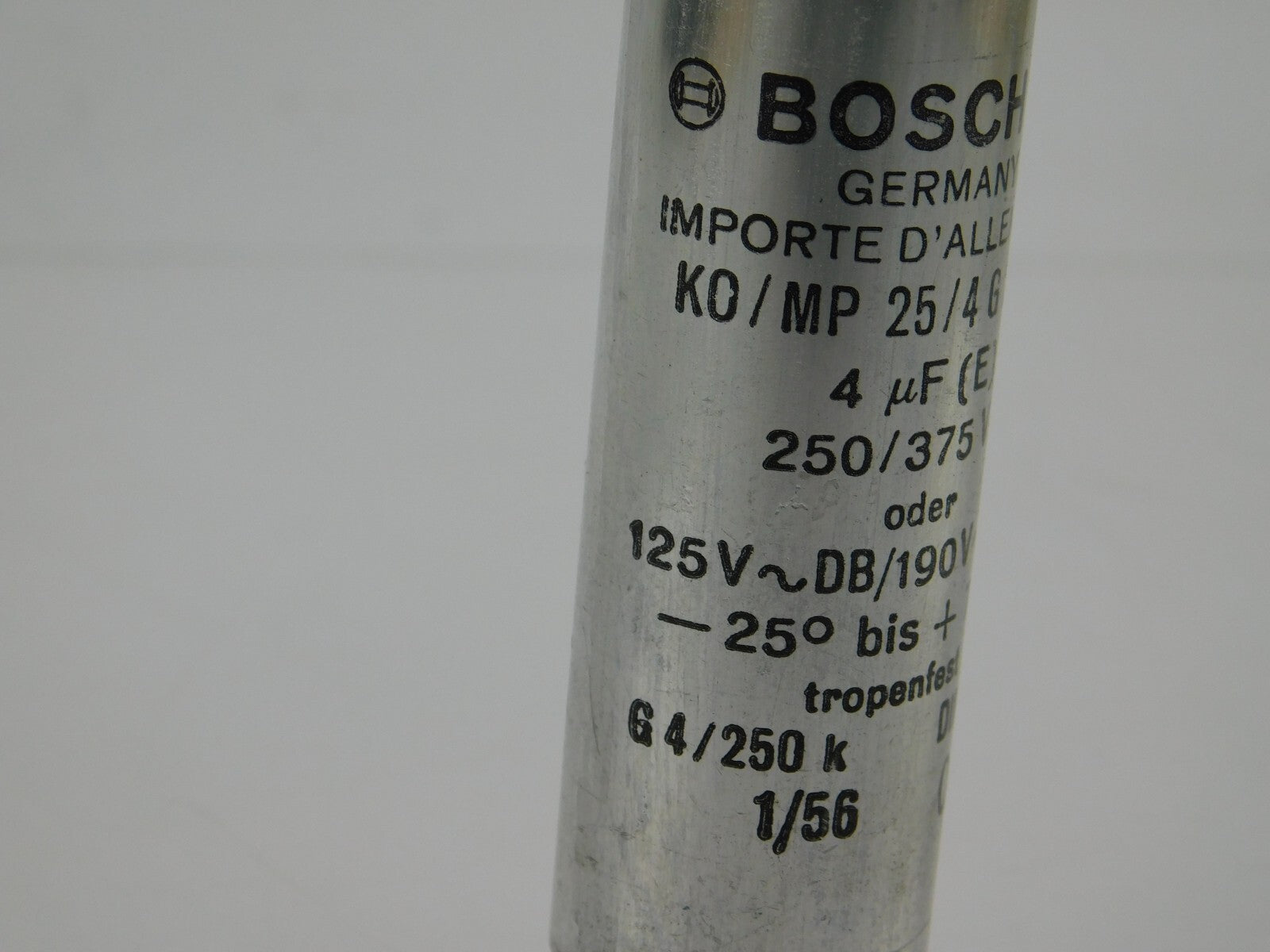 BOSCH  KO/MP 25/46  G250/1  4µF (E) 250/375 V **3 Stück**