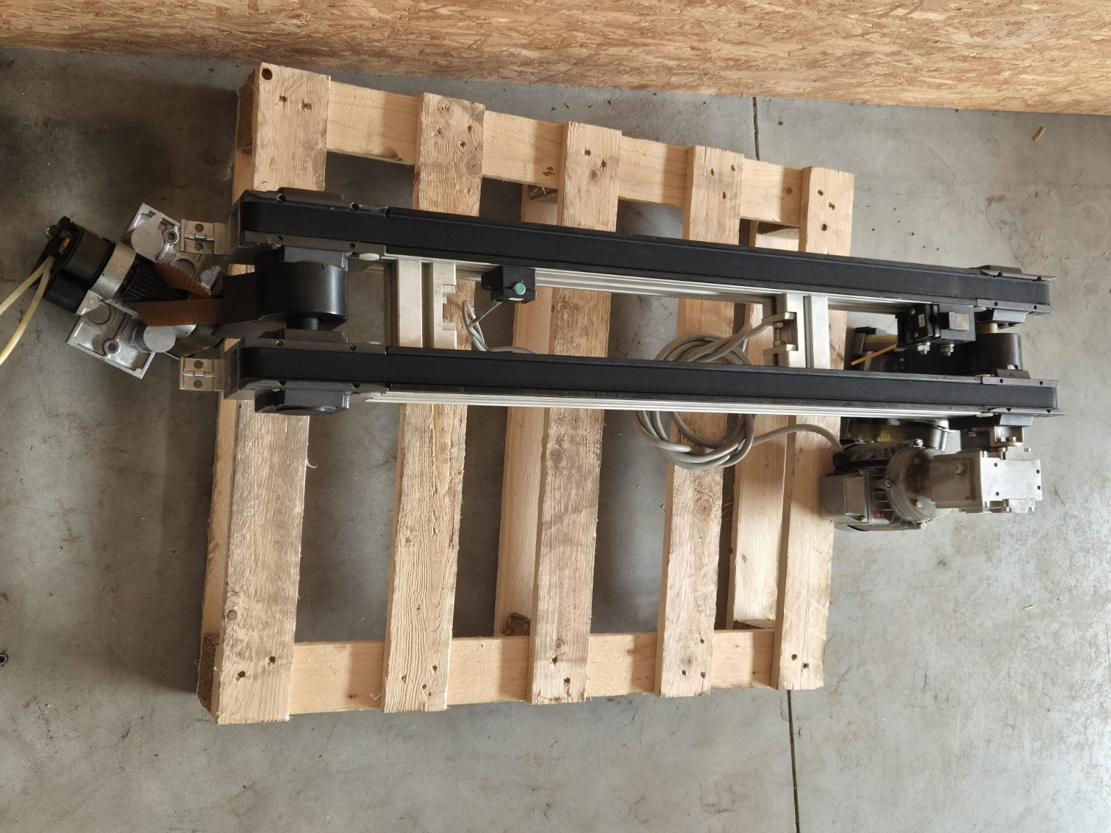 Bosch Nr. 3842999135  160*1000* 9*380/50*S*N