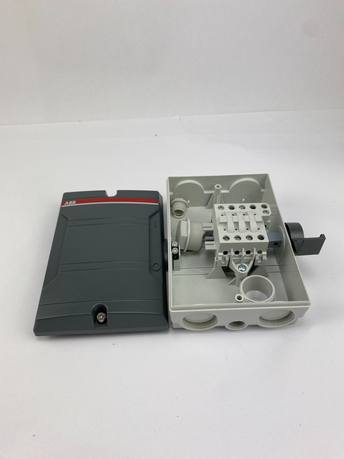 ABB BW 340 TPN 2CMA142408R1000 8kV 25ka/50A