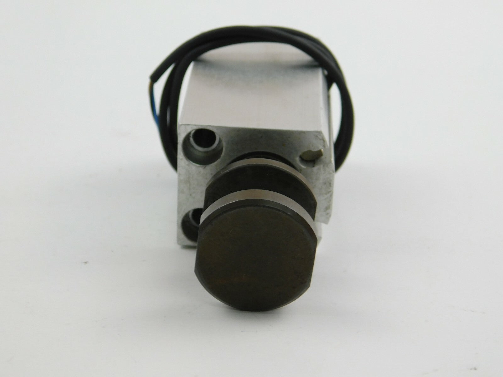 FESTO Cylinder  ADVC-16-25-A-P-A