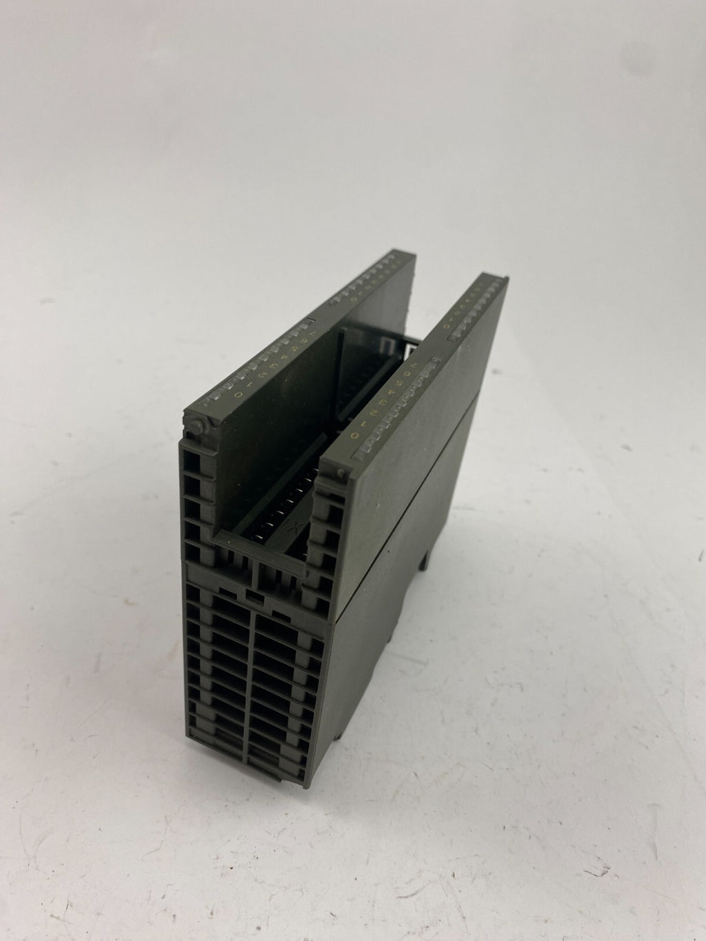 SIEMENS SIMATIC S7 6ES7 322-1BL00-0AA0 ..Defekt