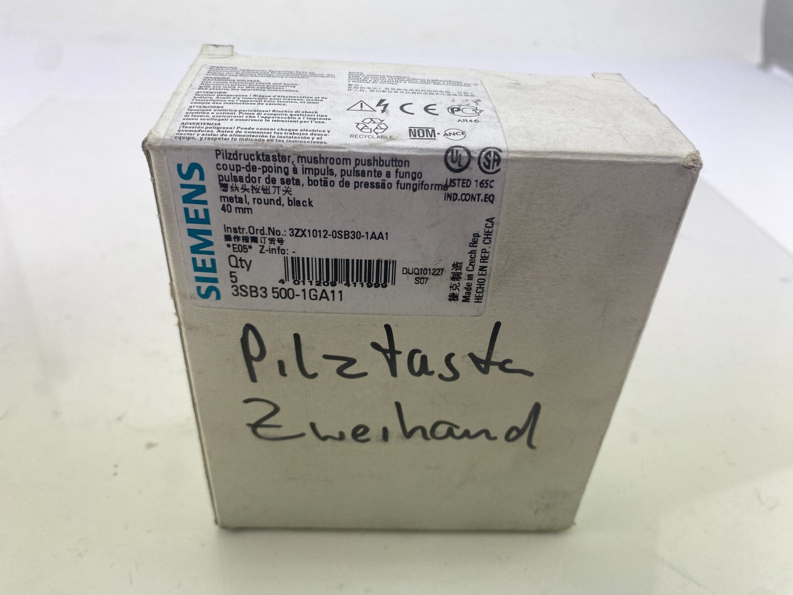 SIEMENS 3SB3500-1GA11