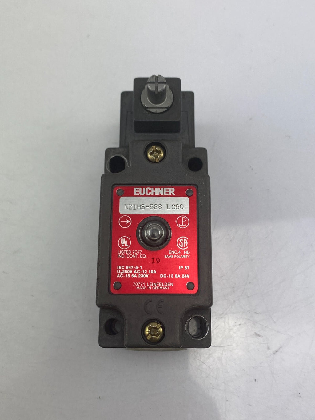 EUCHNER Safety Switch NZ1HS-528 L060