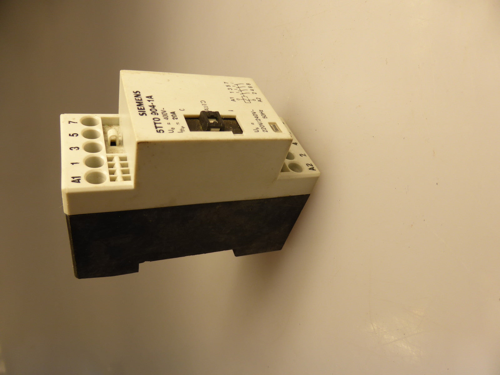 Siemens; 5TT0 904-1A