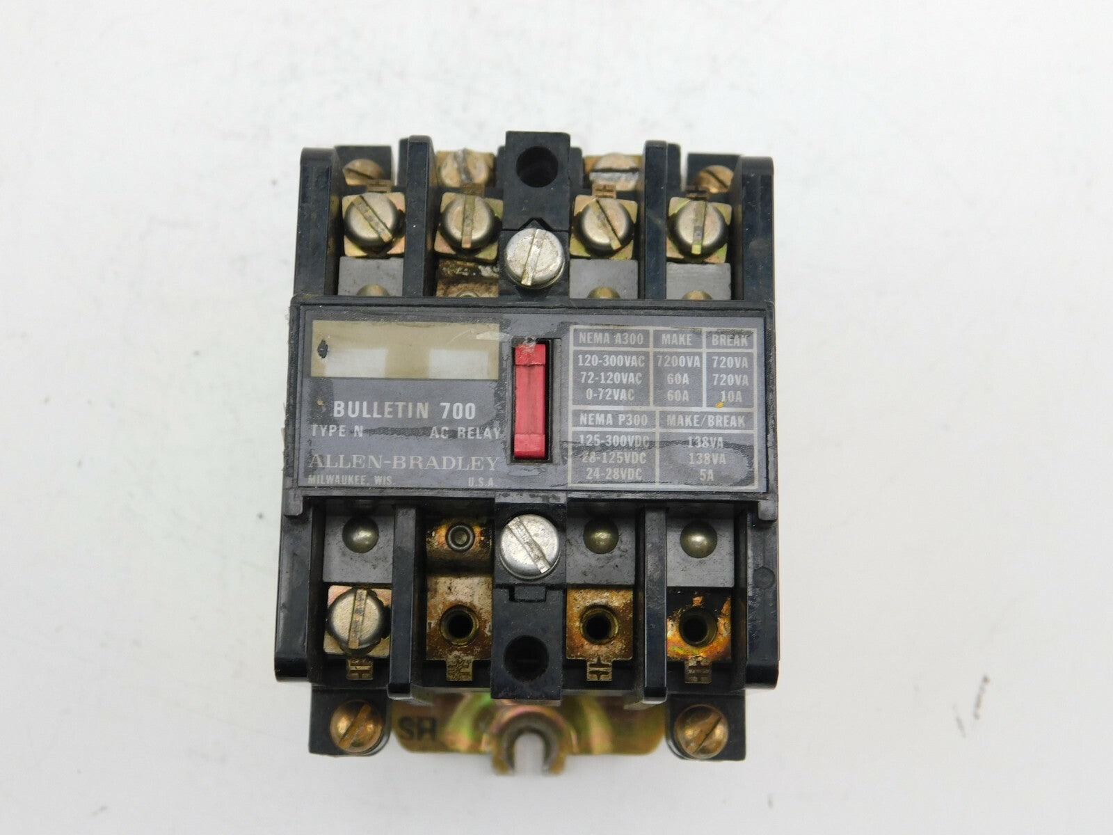 ALLEN-BRADLEY BULLETIN 700 N400A1 120V 60HZ 110V 50 HZ
