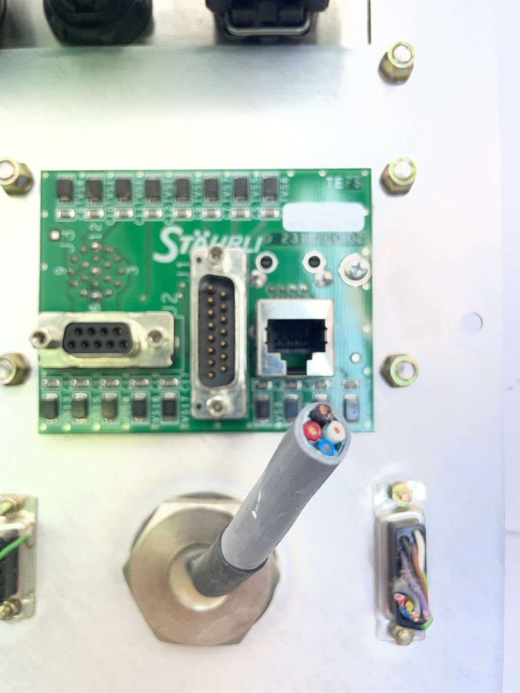 Stäubli CS7MB RX60B Bedienpanel / Frontplatte (mit Kübler H37 Betriebsstundenzäh