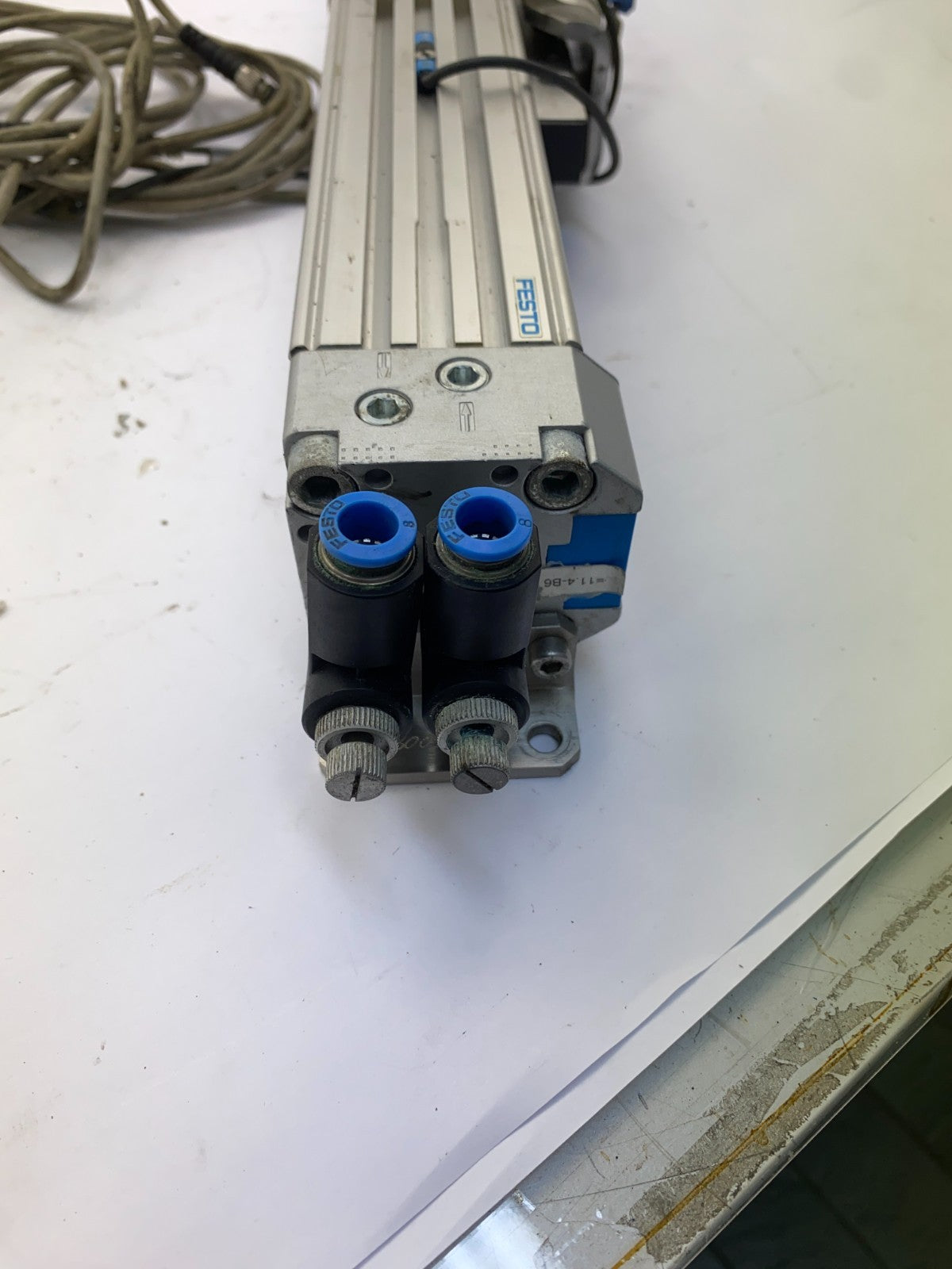 Festo DGP-32-420-PPV-A-B