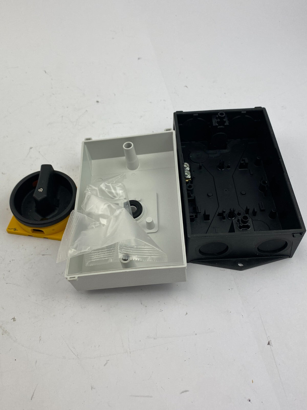 EATON  P132/I2...