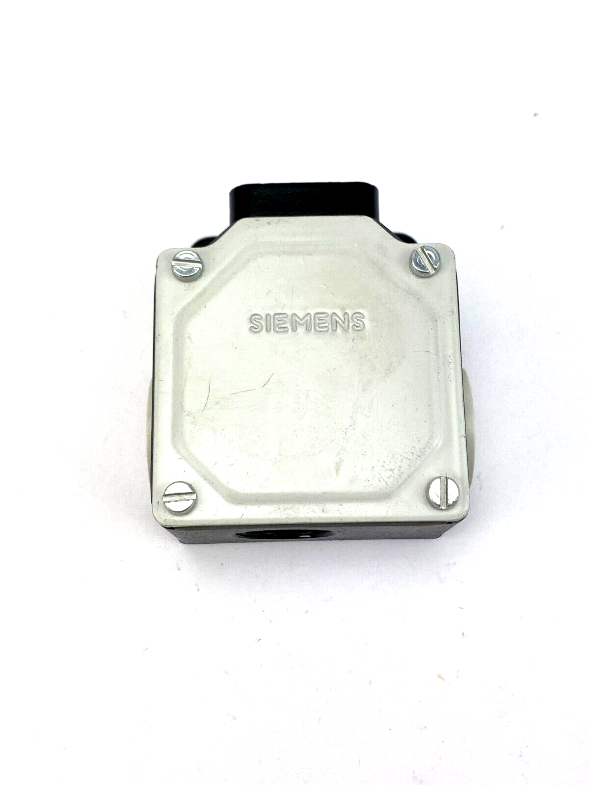 SIEMENS 3SE2 100-0A 500V AC15 230V 6A 6kV