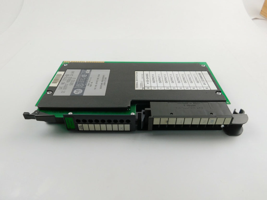 Allen Bradley CAT.NO.1771-OB DC OUTPUT MODULE 12-24 V SERIES B