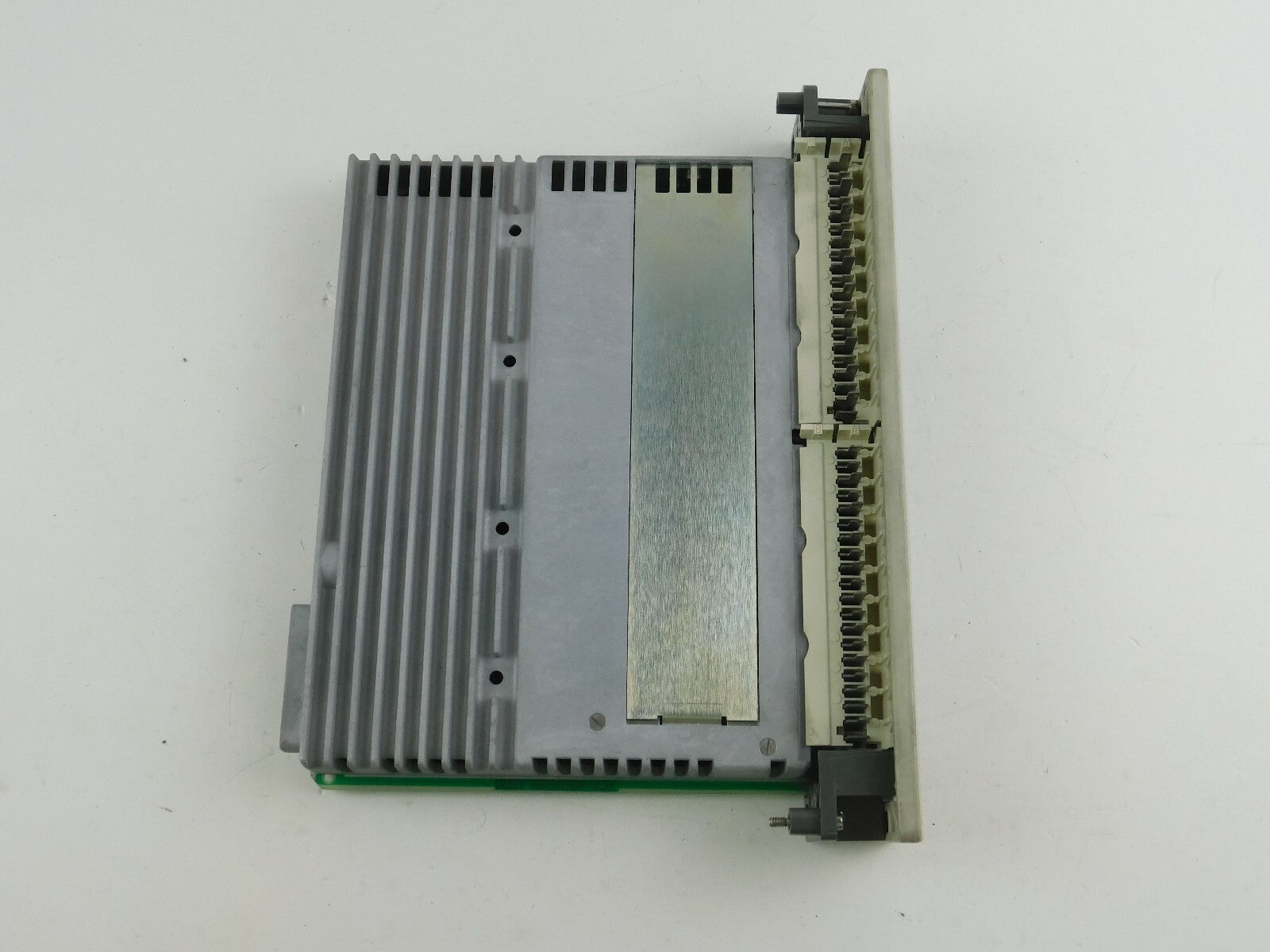 AEG Modicon  AS-B838-032  Output 24VDC