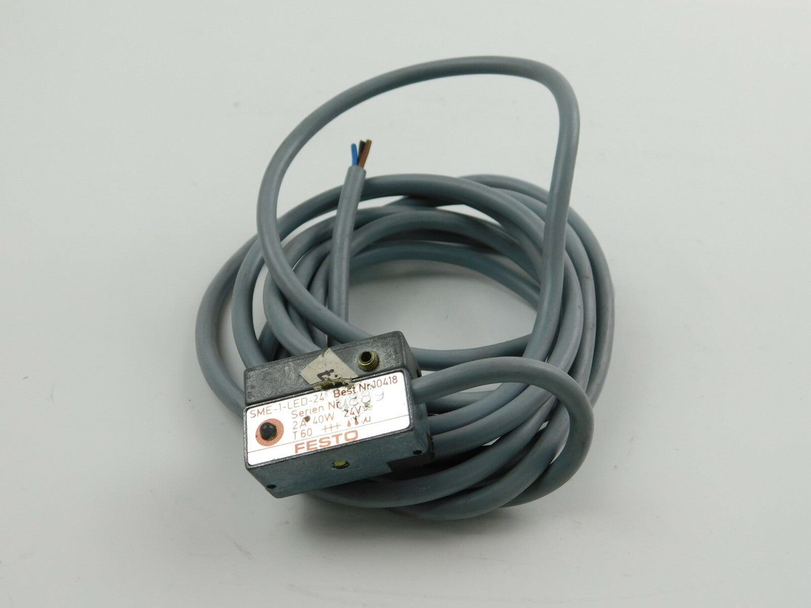 FESTO Näherungsschalter ca. 2 Meter  SME-1-LED-24 2 A 40 W 24 V