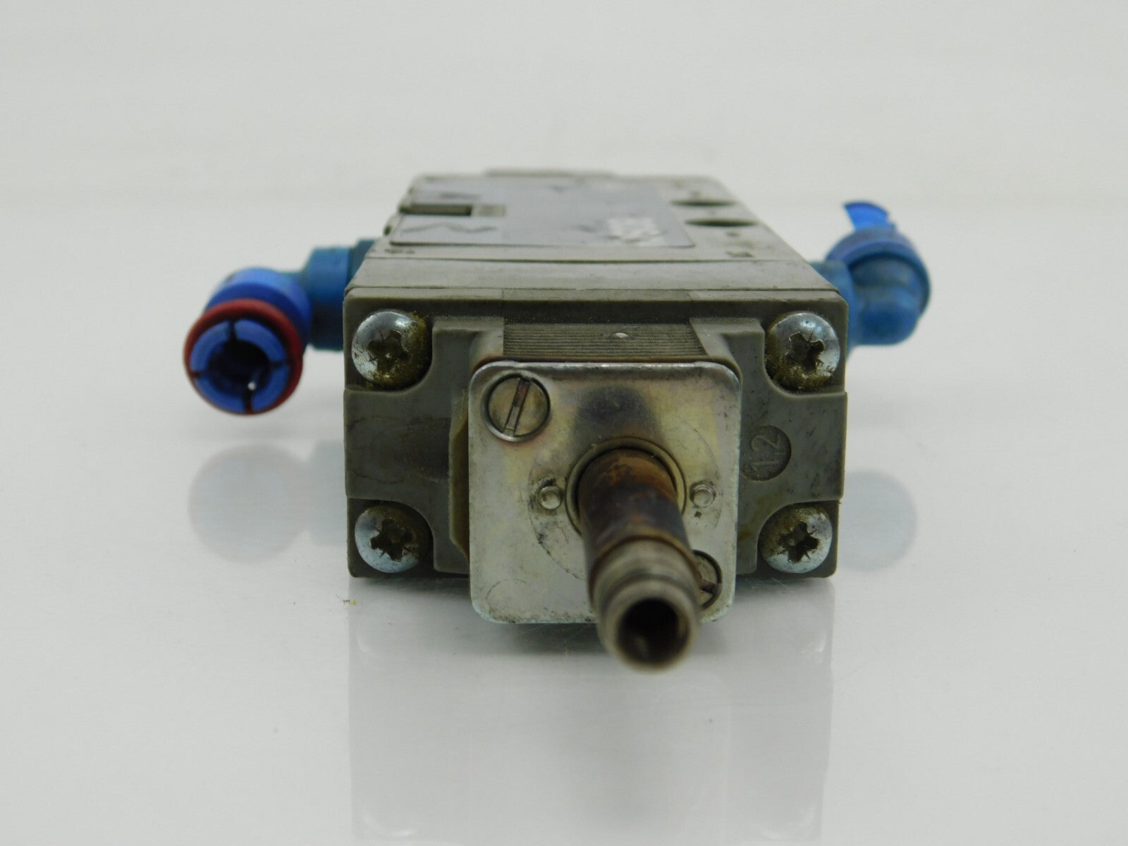 BOSCH 0 820 035 100 1824210235 220V 50Hz