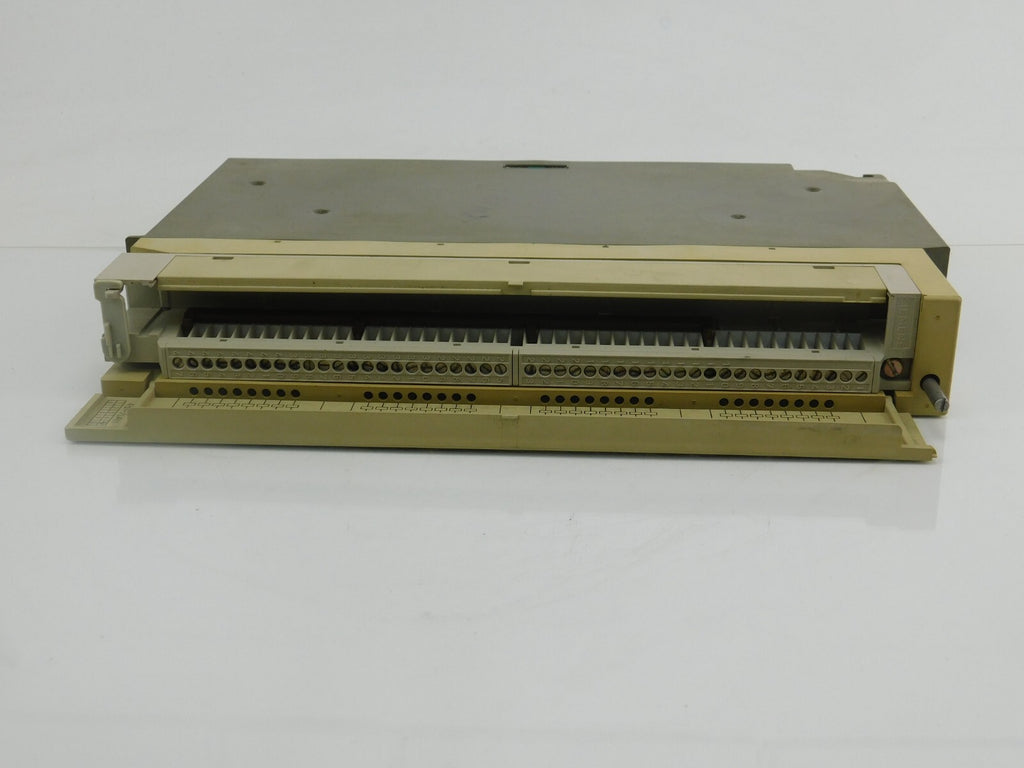 SIEMENS SIMATIC S5 DIGITAL INPUT 6ES5 451-7LA11