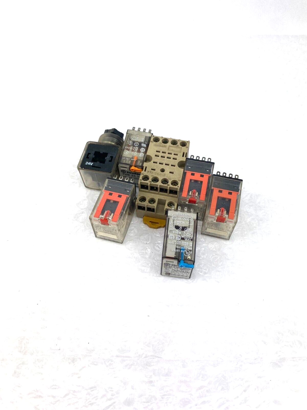 POSTEN...OMRON PYF-14A-N+MY4IN +FINDER 55.34.9.024.0040+...
