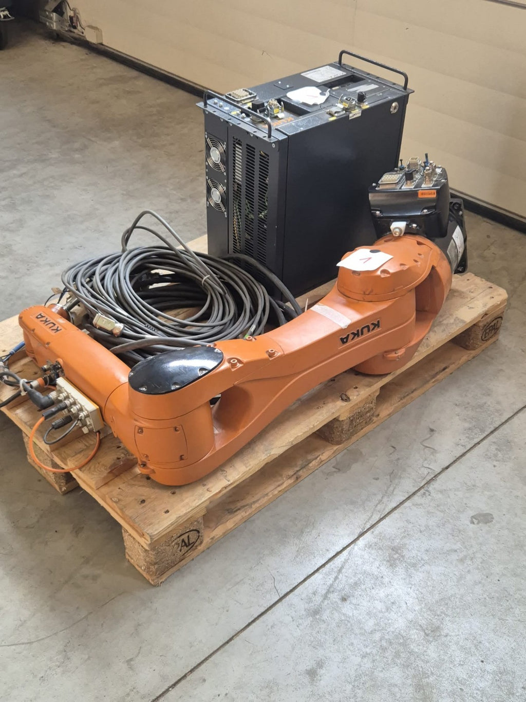 KUKA Roboter Komplett KR 10 R1100 sixx  VKR C4 compact Bedienpanel 00-216-801