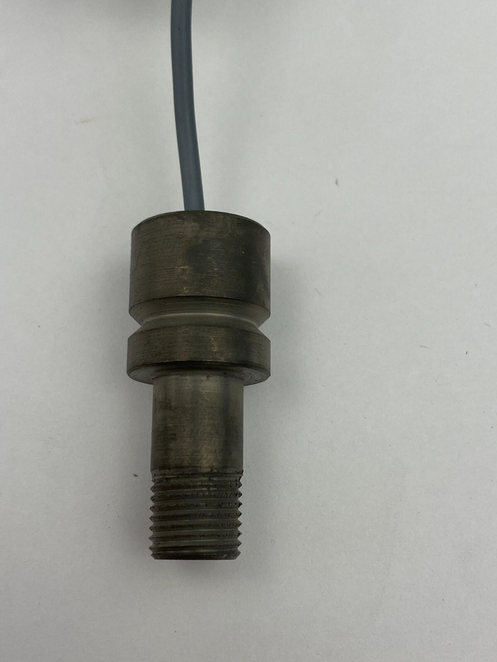 BALLUFF BESOOHT BES 516-3007-E2-X-05 10-30 V DC
