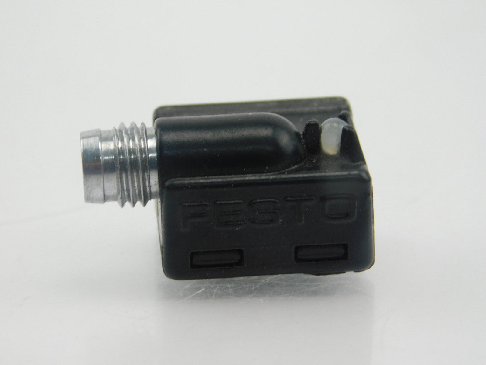 Festo SME-3-SL-LED-24 B 150 853 K4L19 24V 0,5A