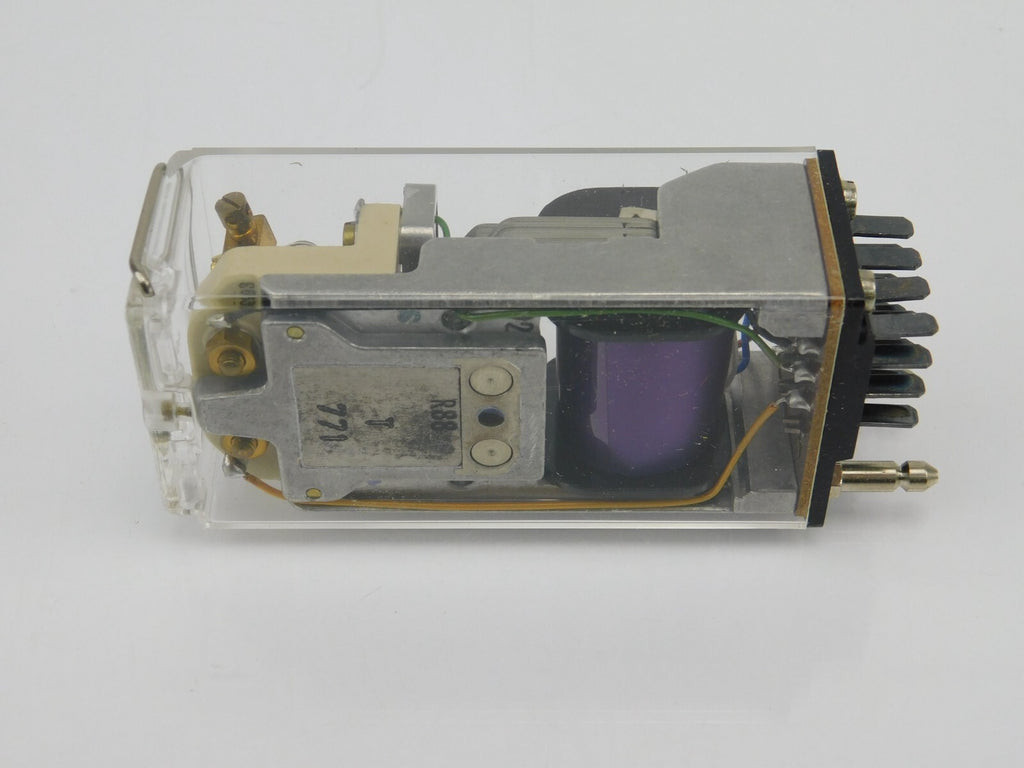 SIEMENS Kleinpolrelais T rls 67a BV 3704/77