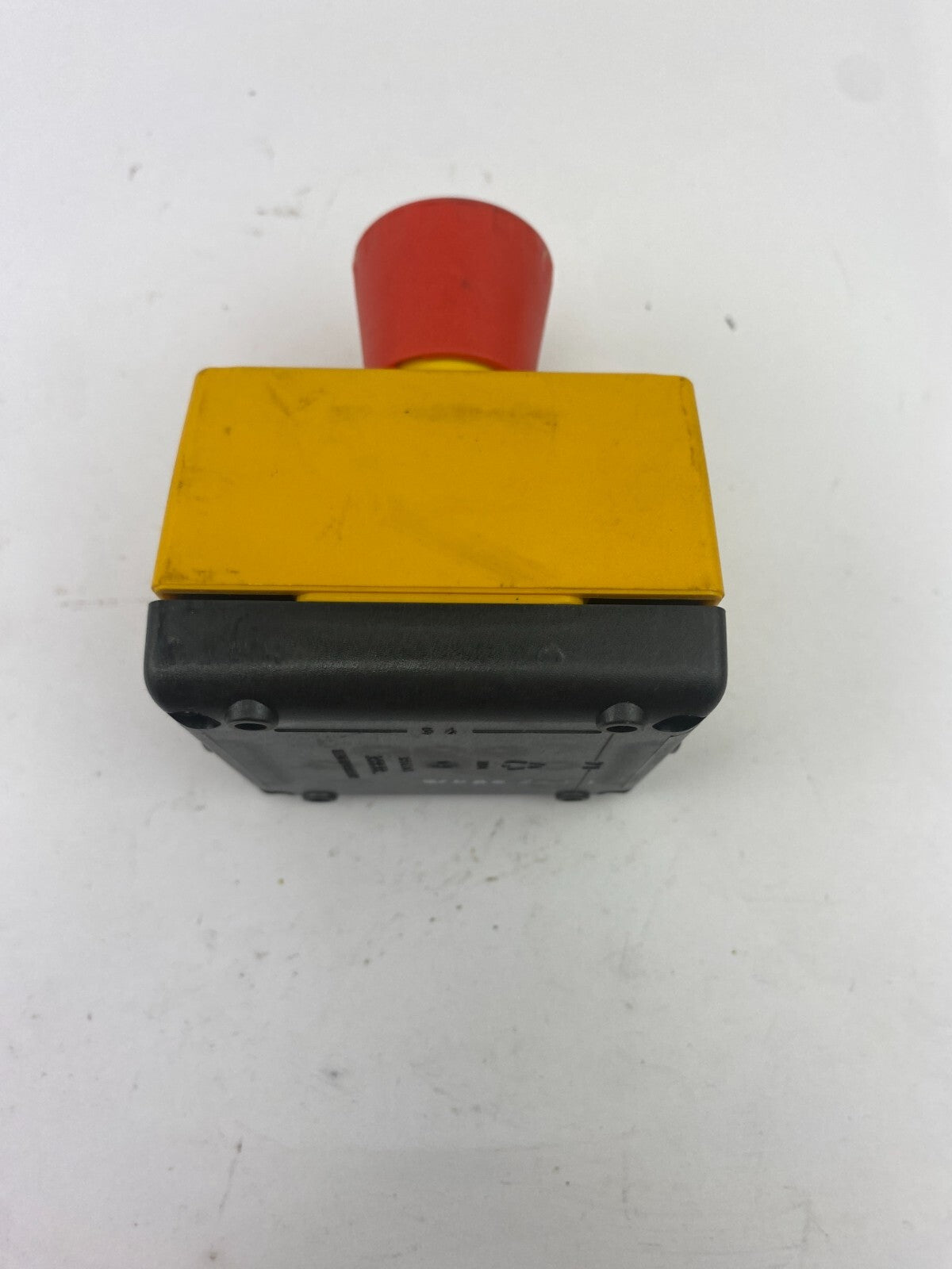 SIEMENS 3SB38