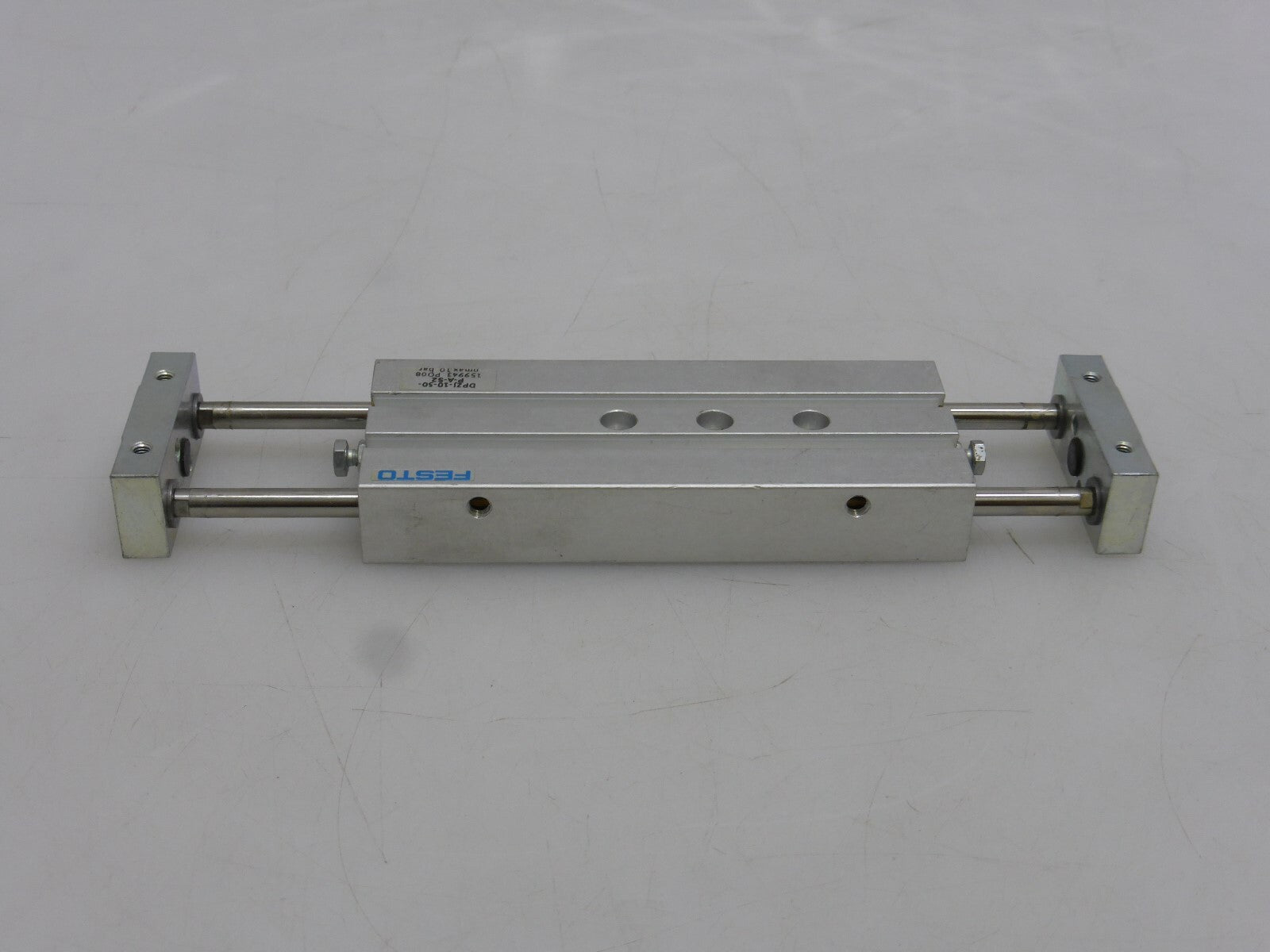 FESTO Doppelkolben-Zylinder DPZJ-10-50-P-A-S2 159943 PO08 pmax.10 bar