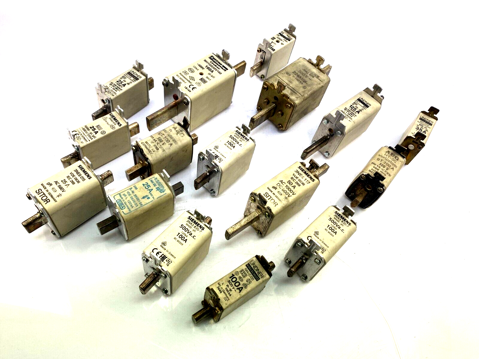 POSTEN..SIEMENS 3NE4117 50A+LINDER NH1 8001+LINDER NH-C00 ...