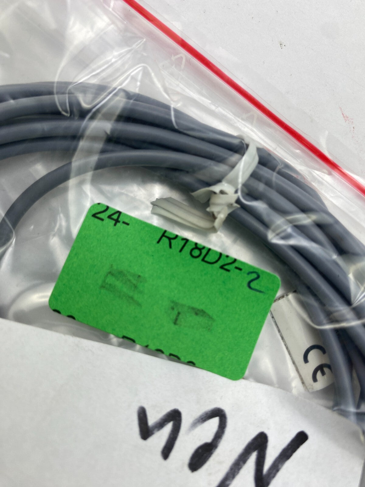 BALLUFF BES 516-324-G-E4-C 10-30V DC 200mA