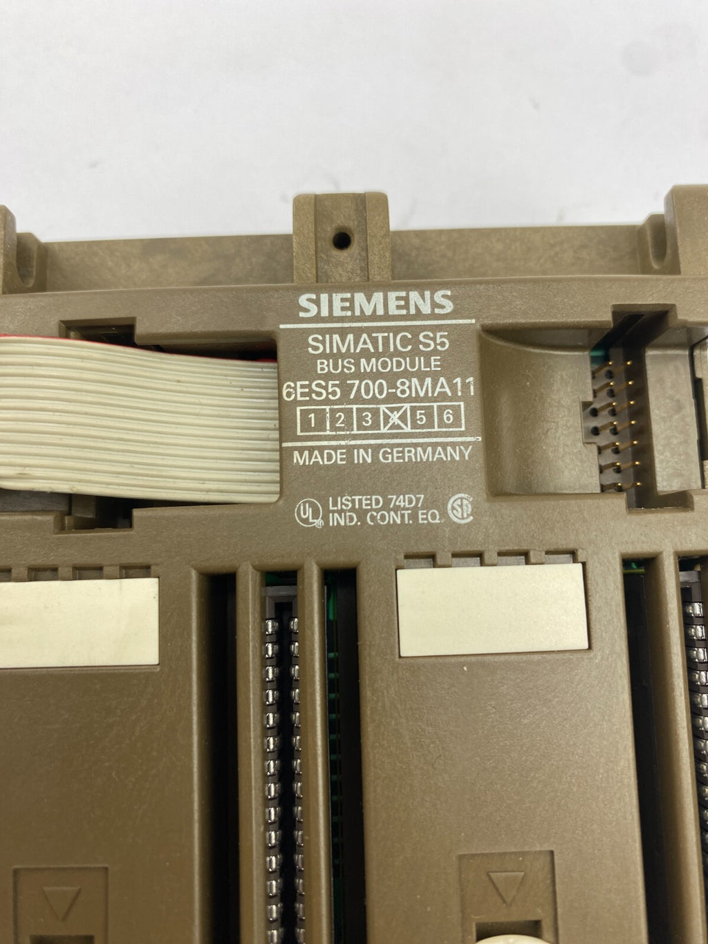 SIEMENS SIMATIC S5 BUS MODULE 6ES5 700-8MA11