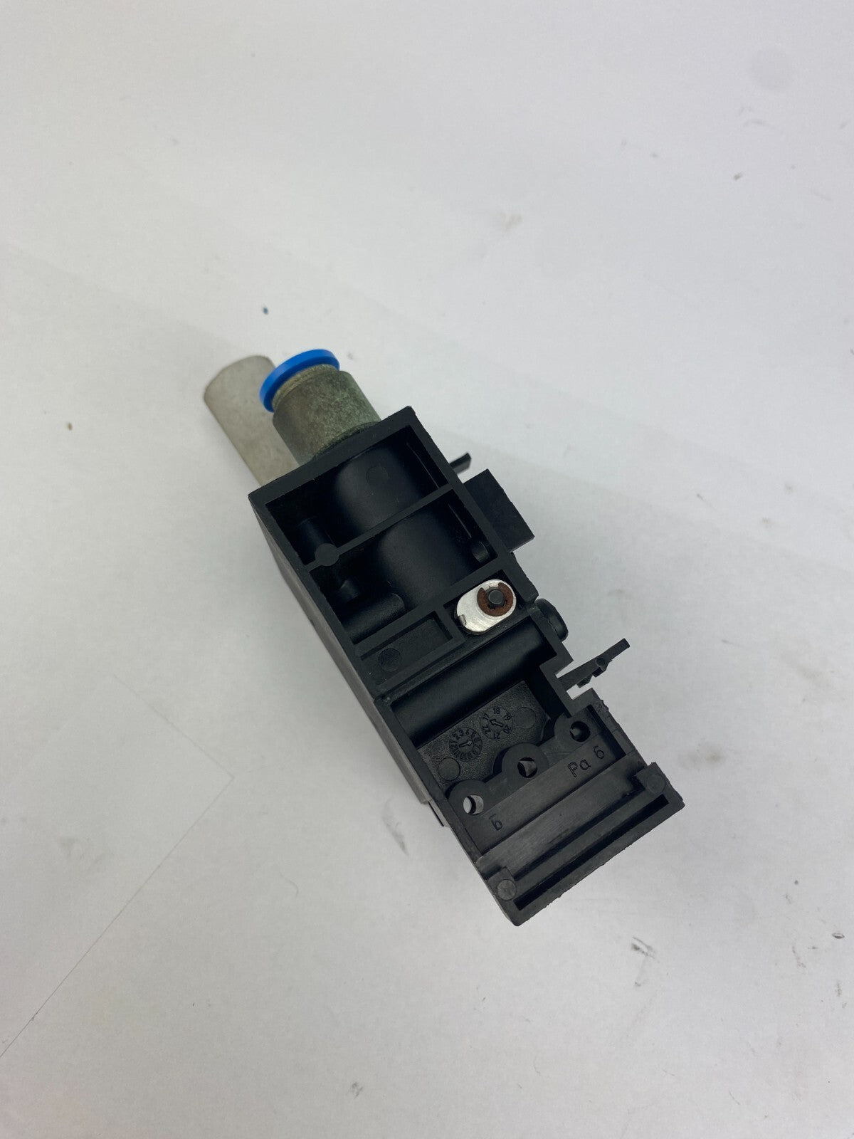 bürkert MP11 W19MS 00144750     Gehäuse Defekt