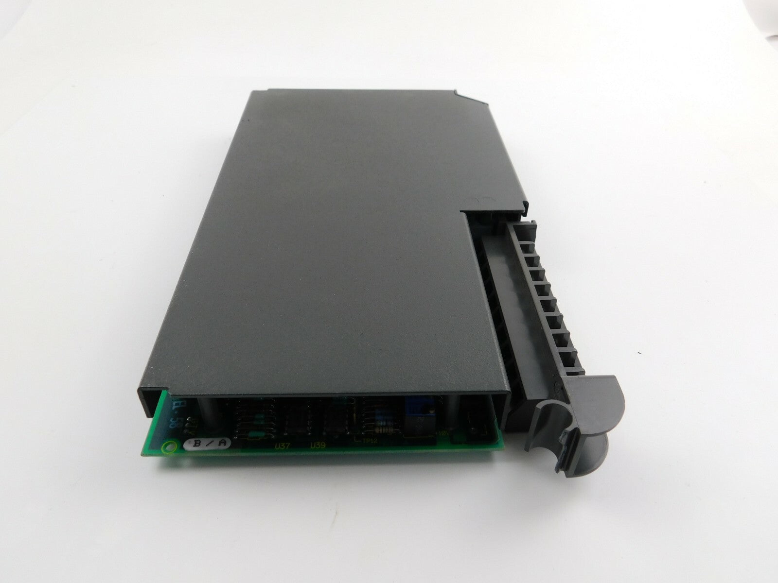 Allen Bradley CAT.NO.1771-OFE2 SERIE B  ANALOG INPUT MODULE ( 12 BIT)