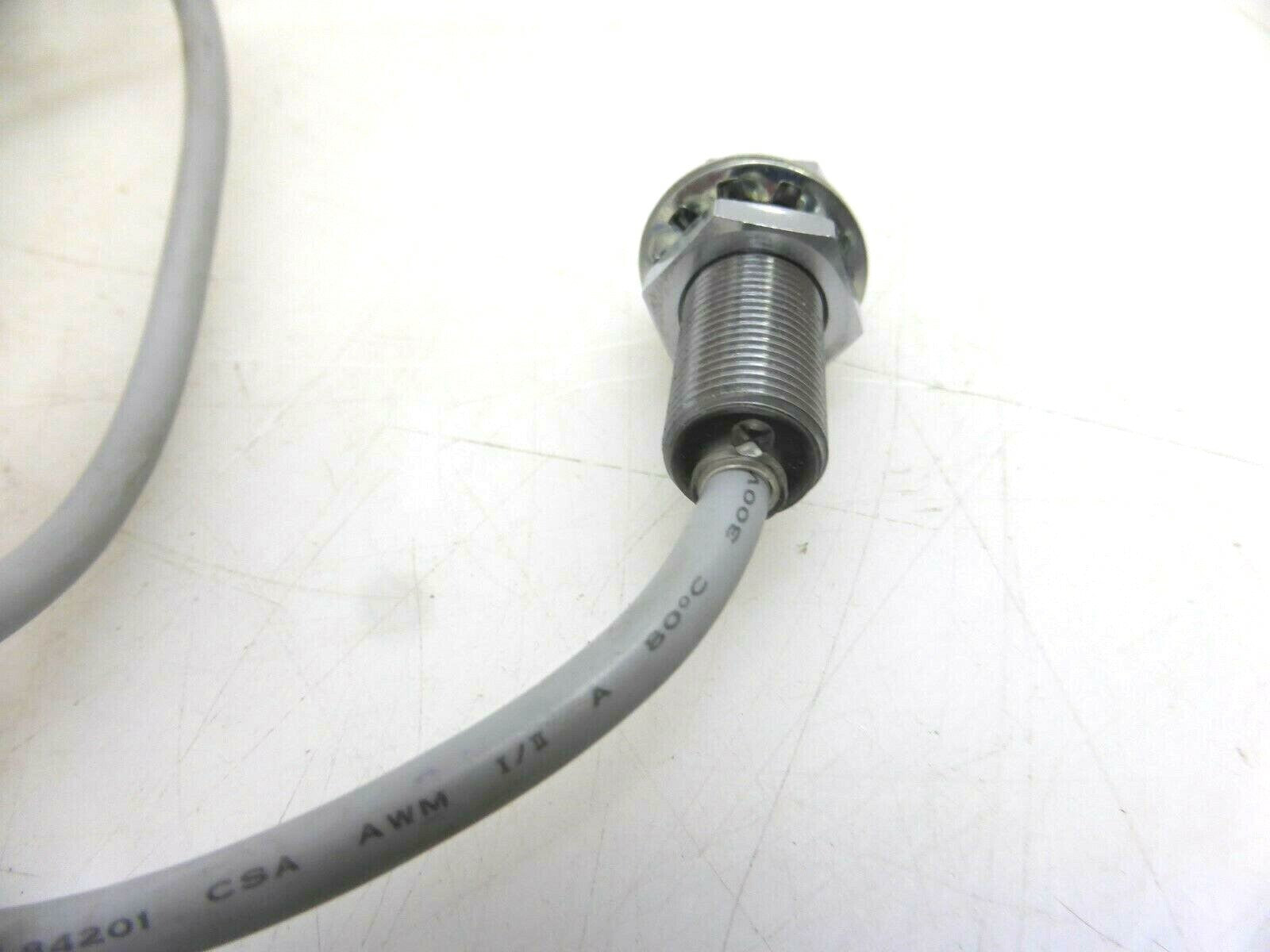 CONTRINEX Näherungs-Schalter DW-AD-603-M12-120 ca. 2 m Leitung