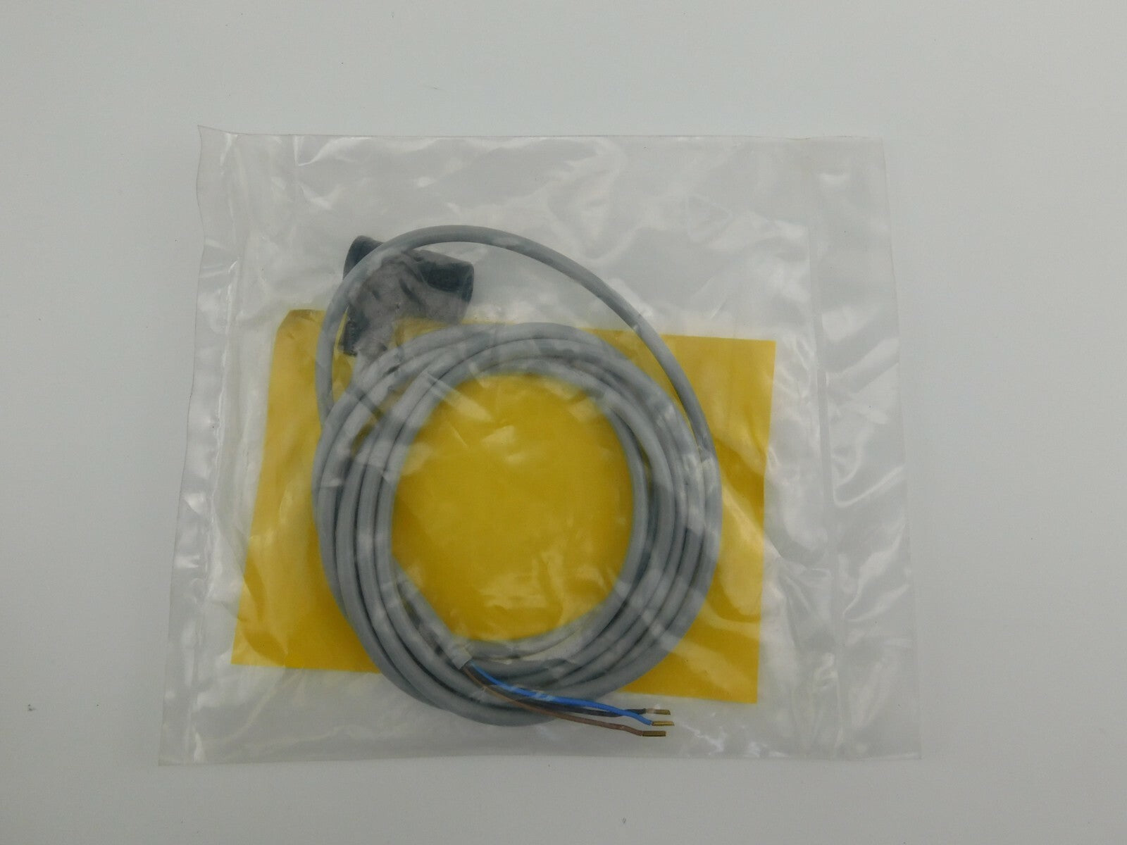 CONTRINEX S12-3FVW-020-015 Stecker mit Kabel